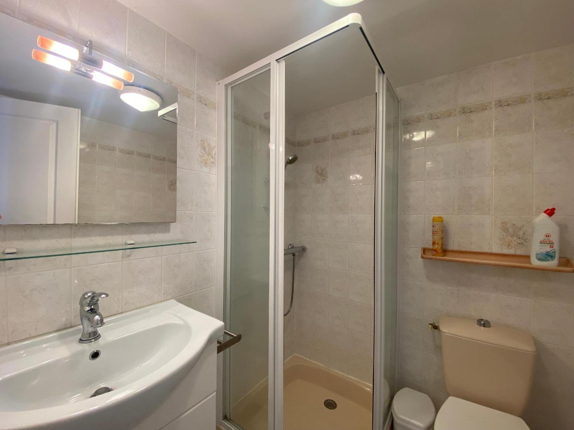 Appartement 1Er Etage Proche Centre-Ville, Plage Et Commerces, Balcon, Parking, Wifi Inclus - Fr-1-22-171 Ла-Транш-сюр-Мер Экстерьер фото